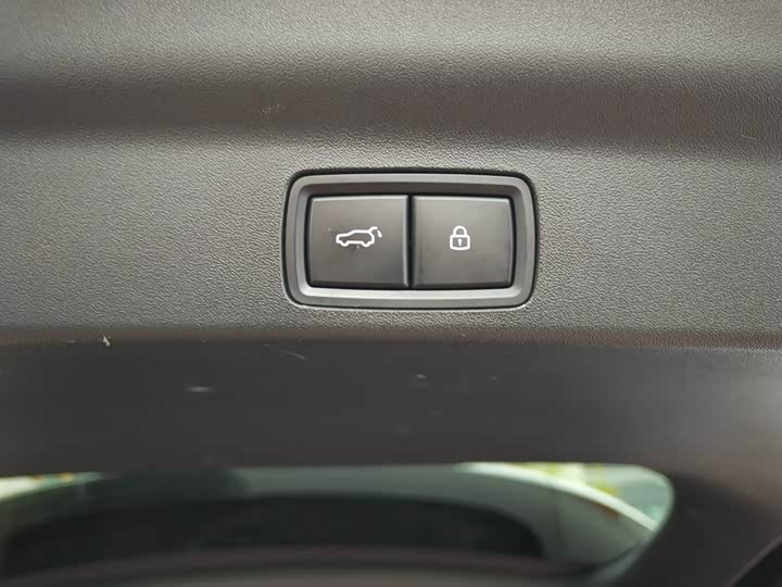 Фото 9 - LiXiang L7