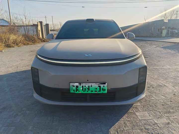 Фото 2 - LiXiang L6