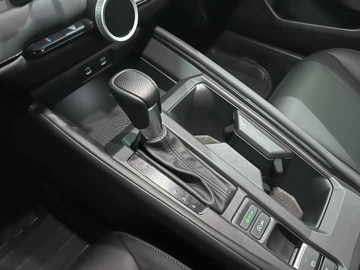 Фото 9 - Honda Accord