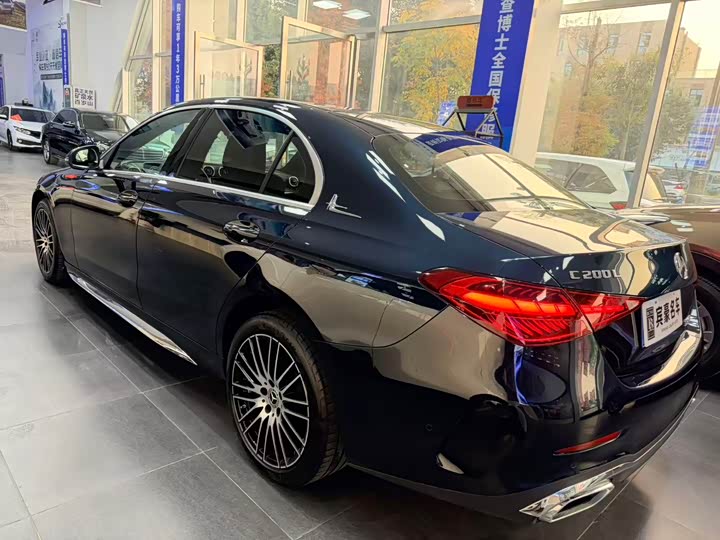 Фото 4 - Mercedes-Benz C-Class