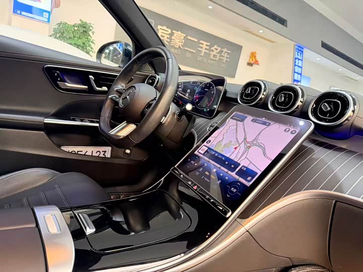 Фото 9 - Mercedes-Benz C-Class