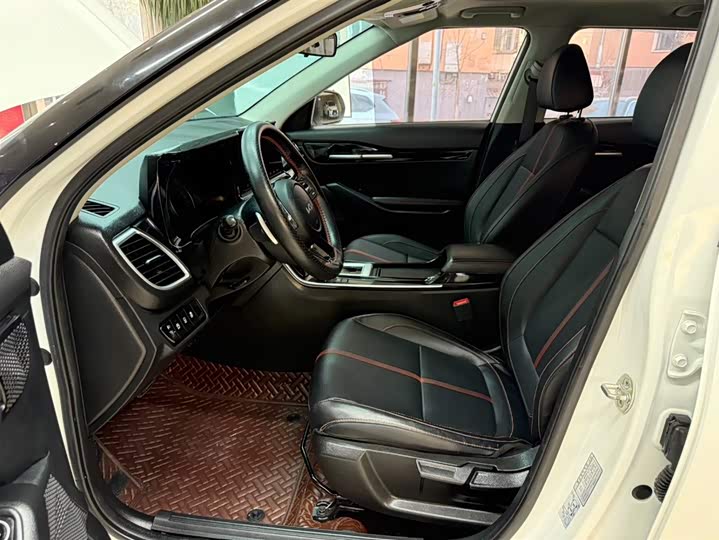 Фото 16 - Kia KX3