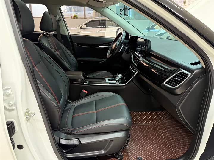 Фото 21 - Kia KX3