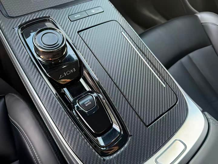 Фото 12 - GAC Aion S Plus