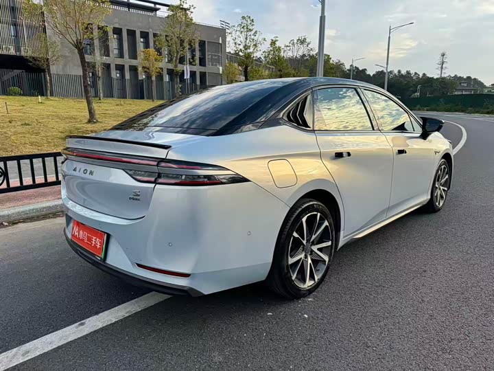 Фото 29 - GAC Aion S Plus