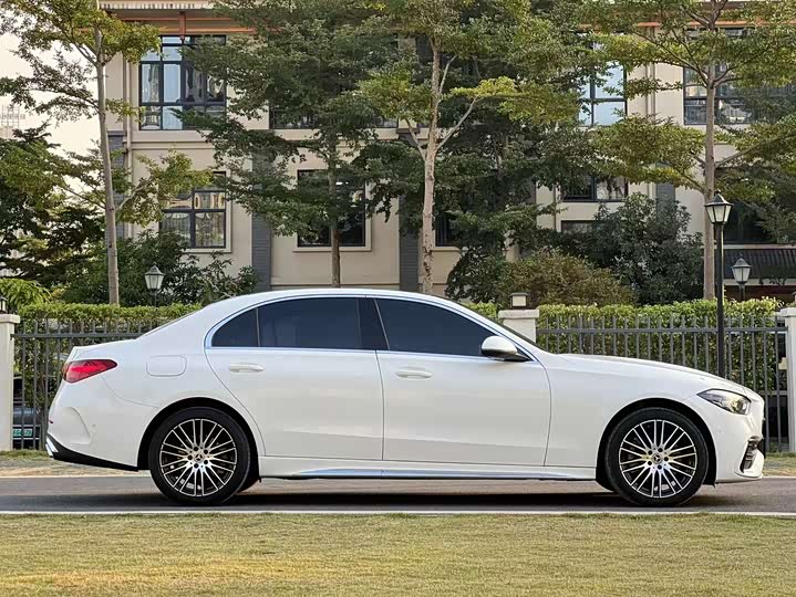 Фото 7 - Mercedes-Benz C-Class