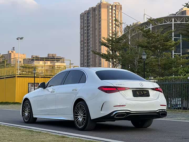 Фото 9 - Mercedes-Benz C-Class