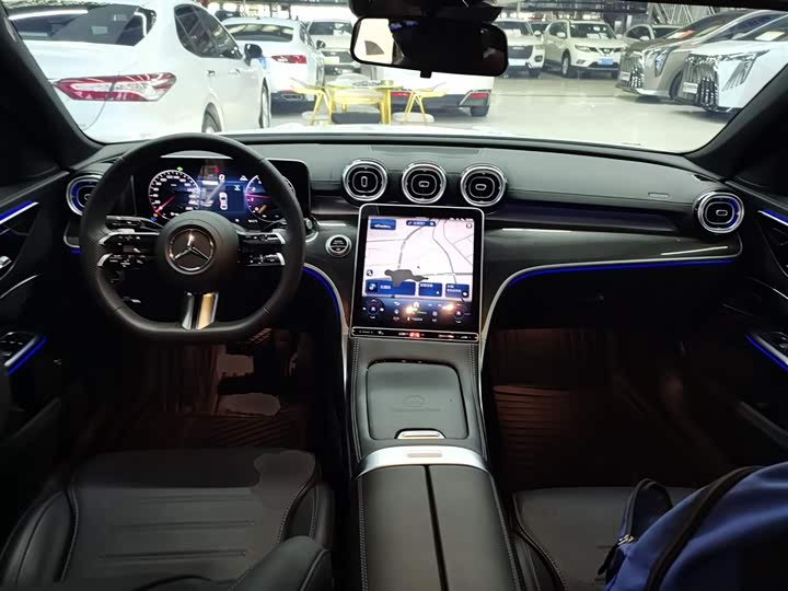 Фото 10 - Mercedes-Benz C-Class