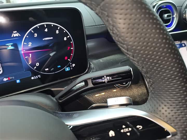 Фото 14 - Mercedes-Benz C-Class