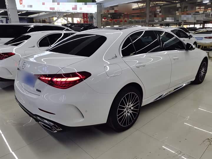 Фото 7 - Mercedes-Benz C-Class