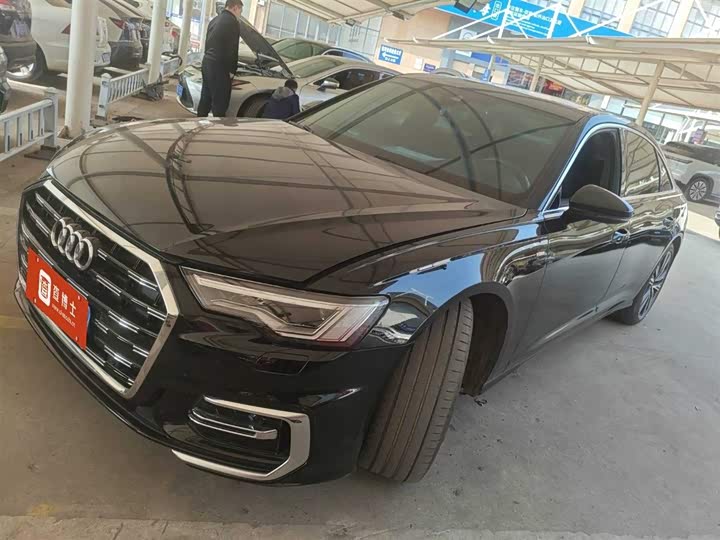 Фото 2 - Audi A6L