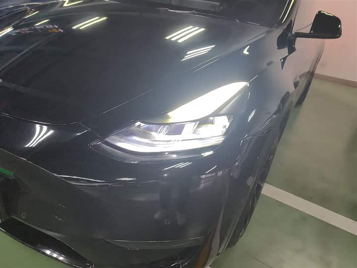 Фото 15 - Tesla Model Y