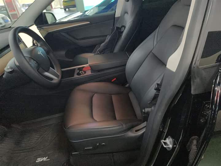 Фото 7 - Tesla Model Y