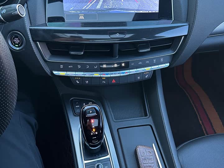 Фото 11 - Cadillac CT5