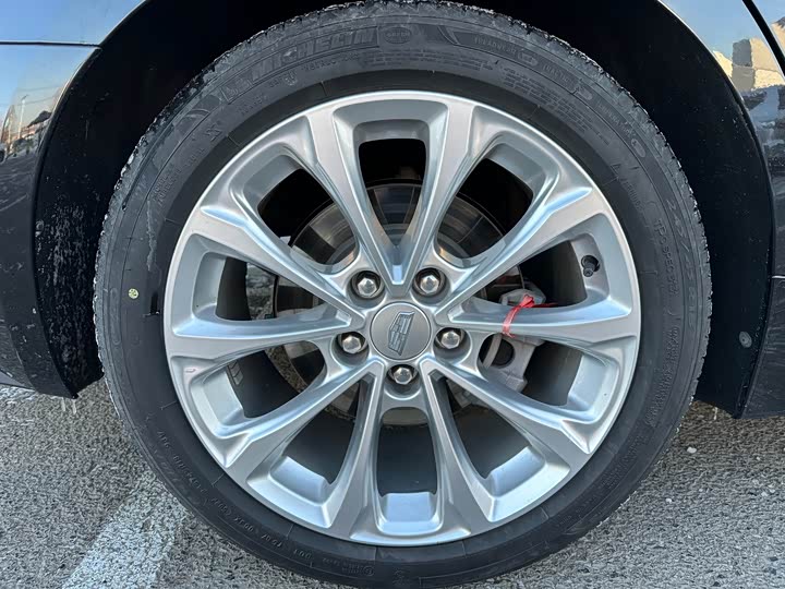 Фото 15 - Cadillac CT5