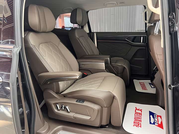 Фото 7 - Volkswagen Viloran