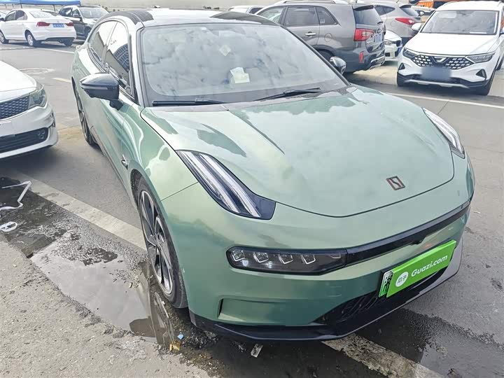 Фото 4 - Zeekr 001