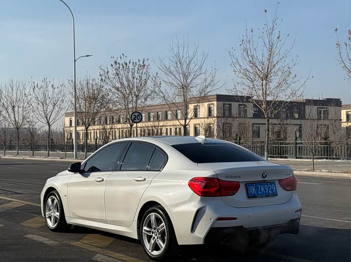 Фото 10 - BMW 1 Series