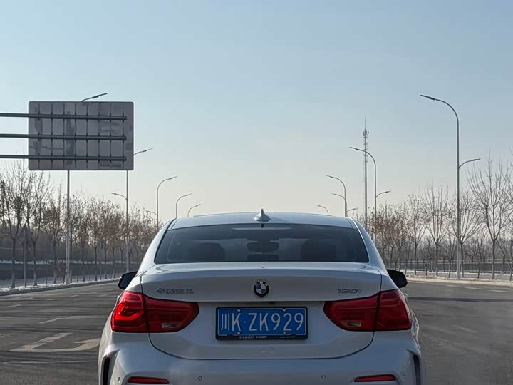 Фото 11 - BMW 1 Series