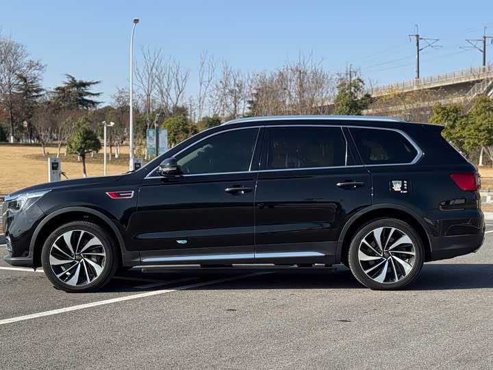 Фото 7 - Hongqi HS7