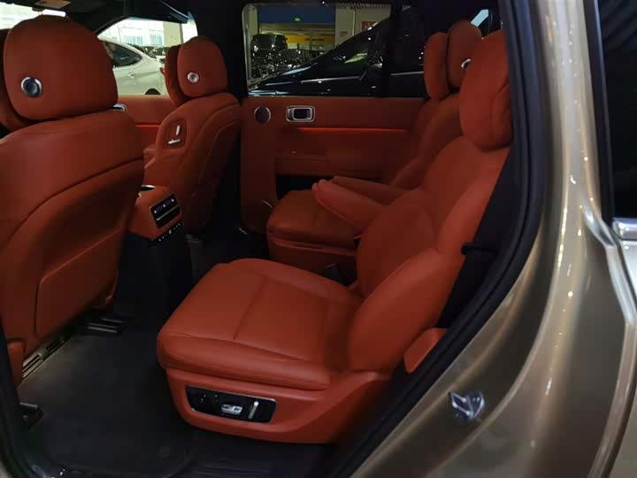 Фото 14 - LiXiang L9