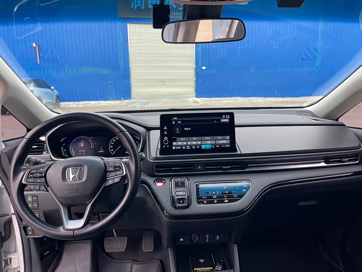 Фото 9 - Honda Elysion