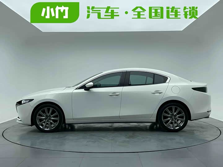 Фото 4 - Mazda 3 (Axela)