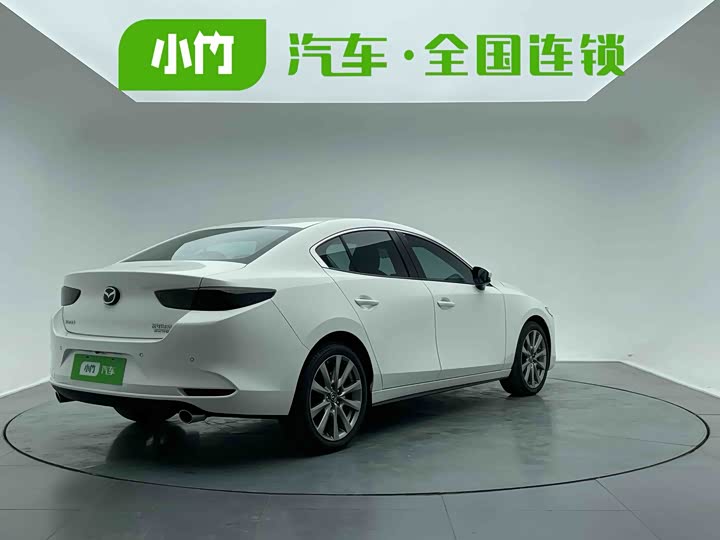 Фото 8 - Mazda 3 (Axela)