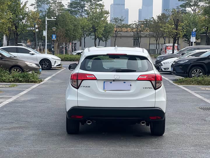 Фото 5 - Honda Vezel