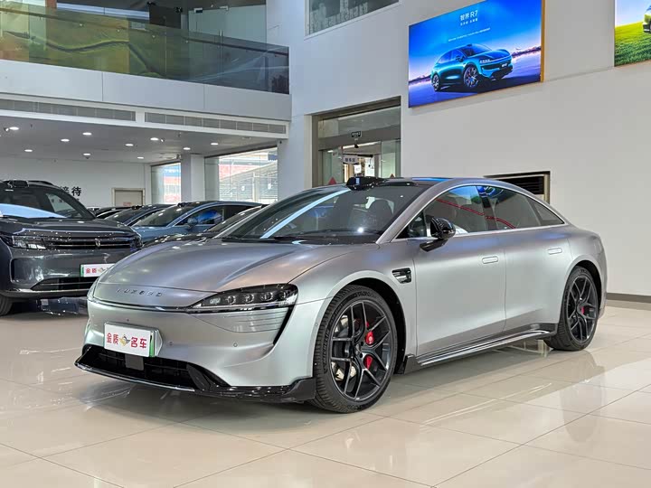 Фото 1 - Luxeed S7