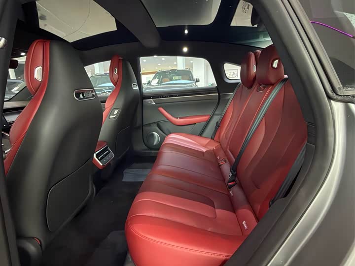 Фото 10 - Luxeed S7