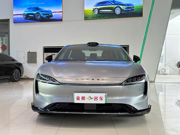 Фото 2 - Luxeed S7