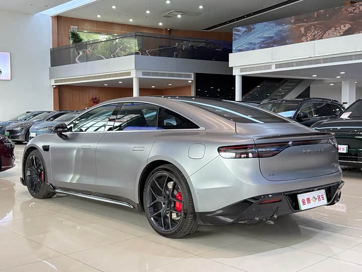 Фото 23 - Luxeed S7