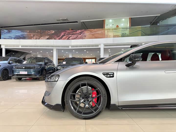 Фото 4 - Luxeed S7