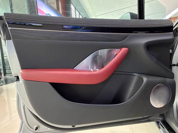 Фото 7 - Luxeed S7