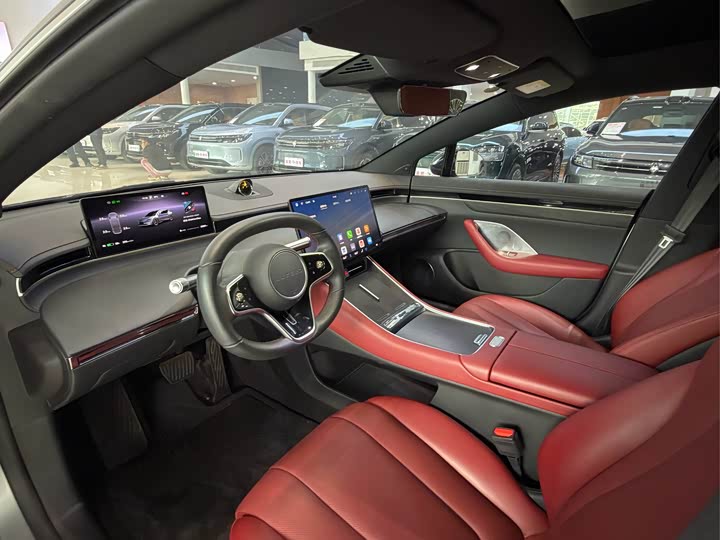 Фото 9 - Luxeed S7