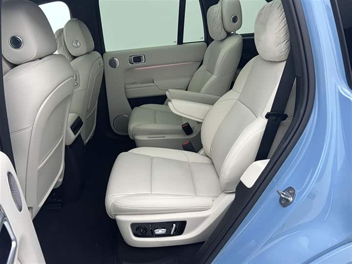 Фото 19 - LiXiang L8