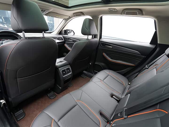 Фото 13 - Haval F7