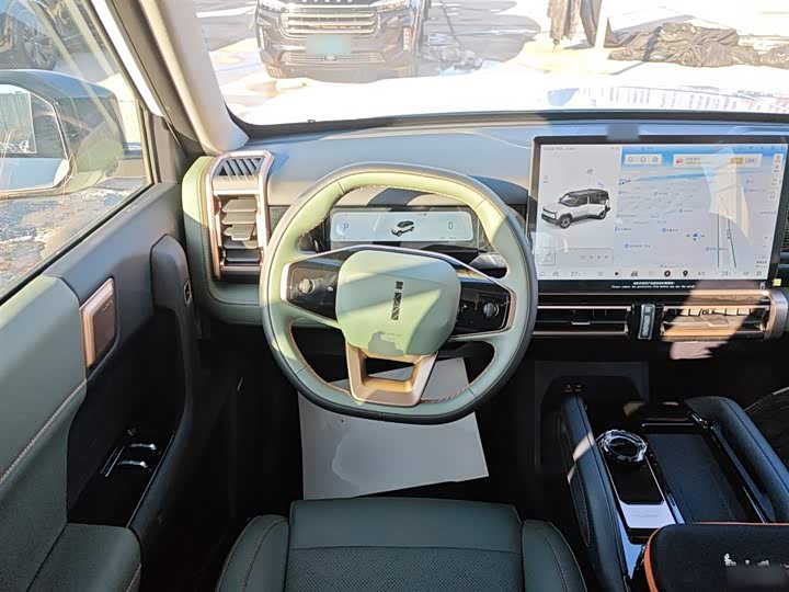 Фото 11 - Chery iCar 03