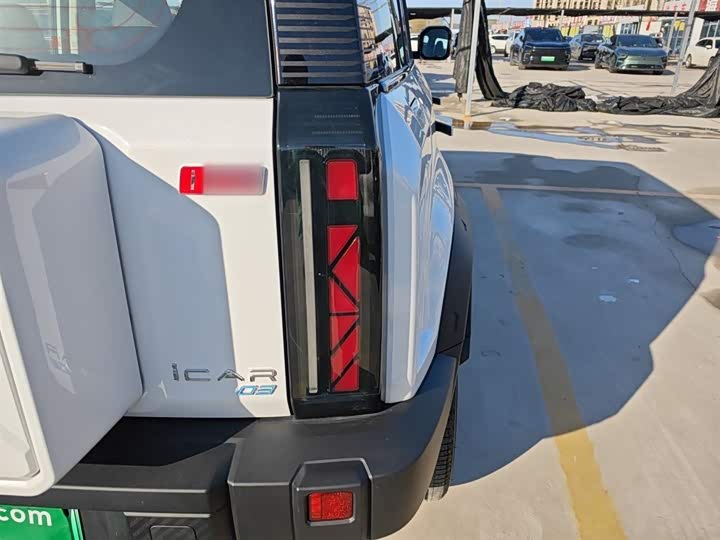 Фото 8 - Chery iCar 03