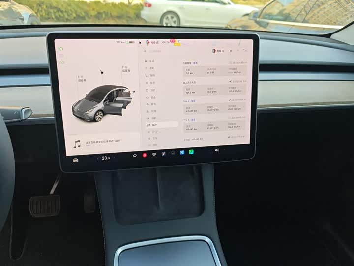 Фото 13 - Tesla Model Y