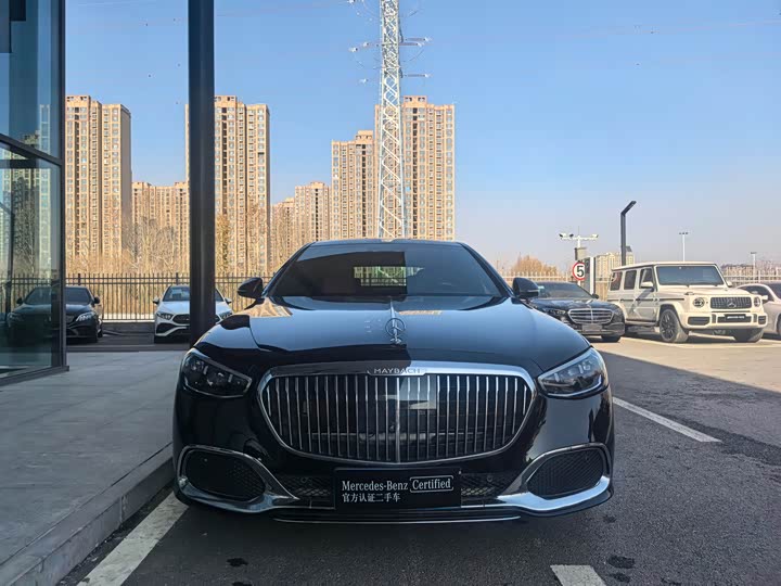 Фото 2 - Mercedes-Benz Maybach S-Class