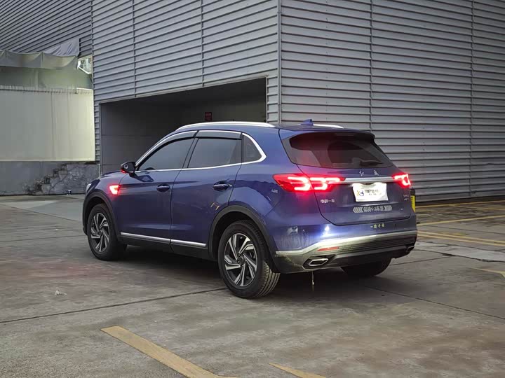 Фото 5 - Hongqi HS5