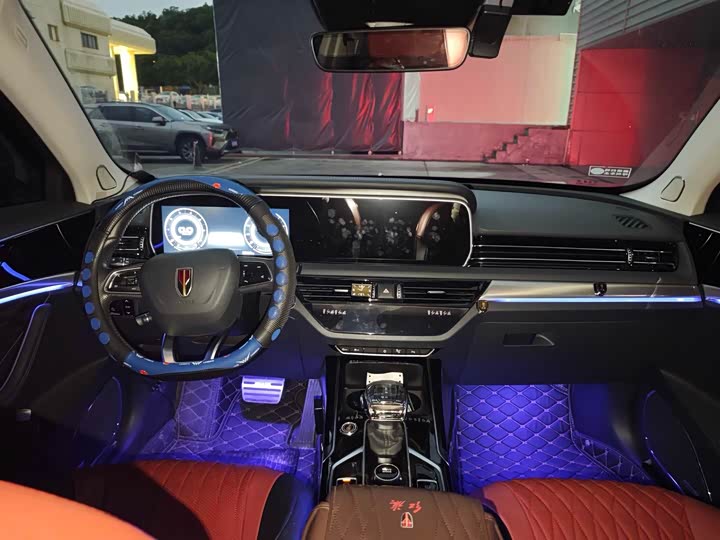 Фото 9 - Hongqi HS5