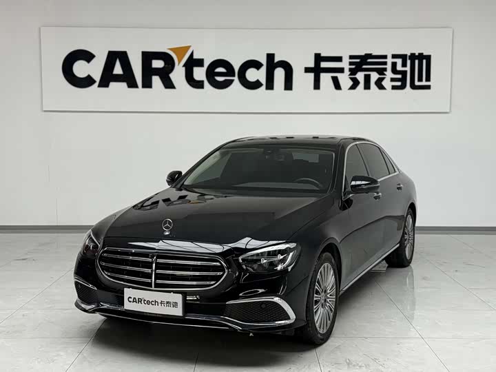 Фото 1 - Mercedes-Benz E-Class