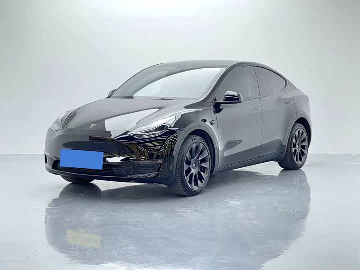 Фото 1 - Tesla Model Y