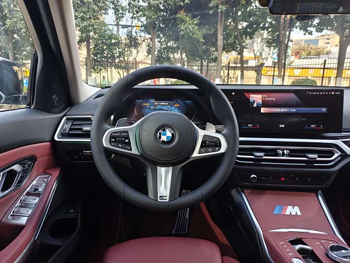 Фото 13 - BMW 3 Series