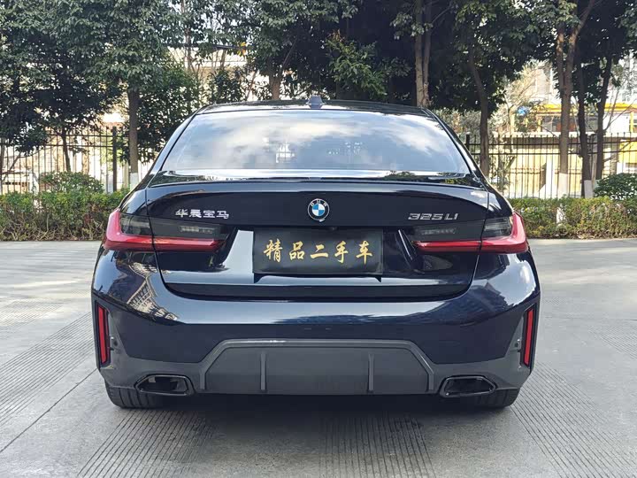 Фото 16 - BMW 3 Series