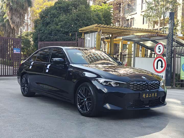 Фото 4 - BMW 3 Series