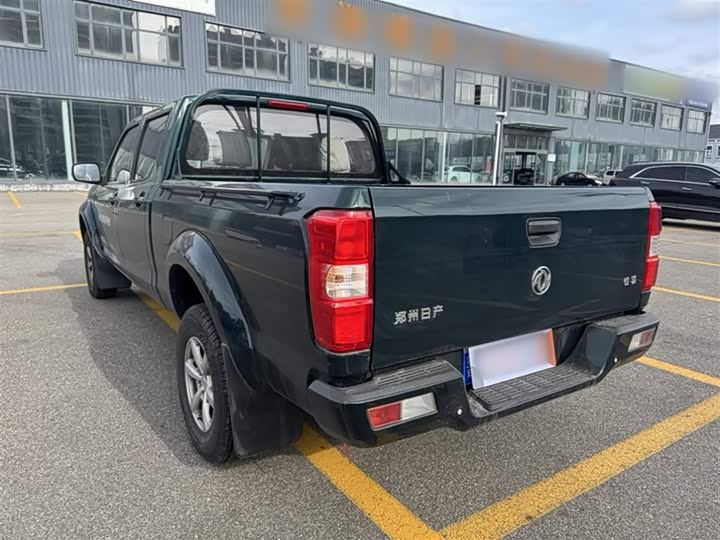 Фото 10 - Dongfeng Rich